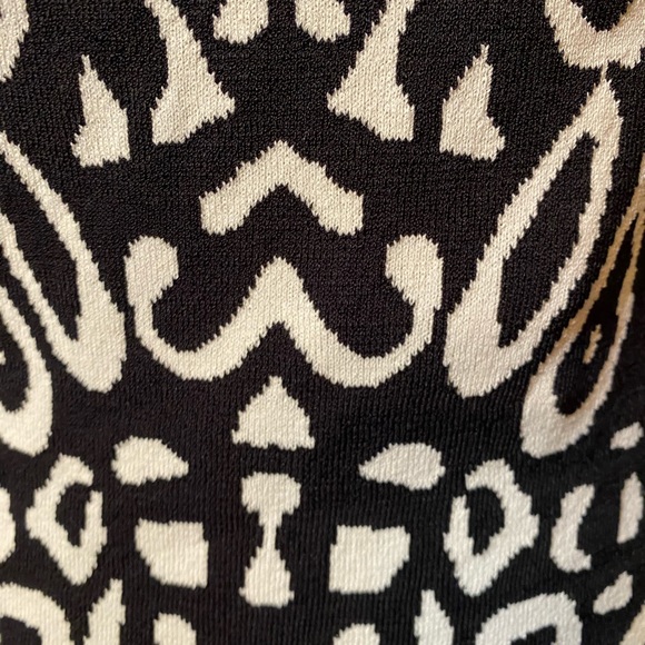 FELICITY & COCO Animal Print Jacquard Sweater Dress - Picture 11 of 16